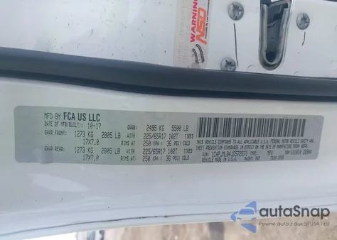 2018 Jeep Cherokee Latitude Plus 4X4 из США, поврежденный, VIN 1C4PJMLB4JD572571